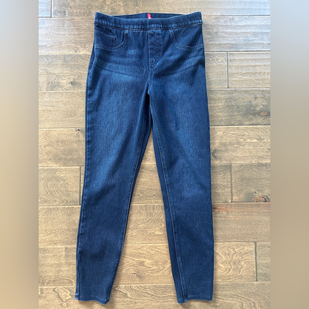 Spanx Jean-ish Ankle Pants sz Medium